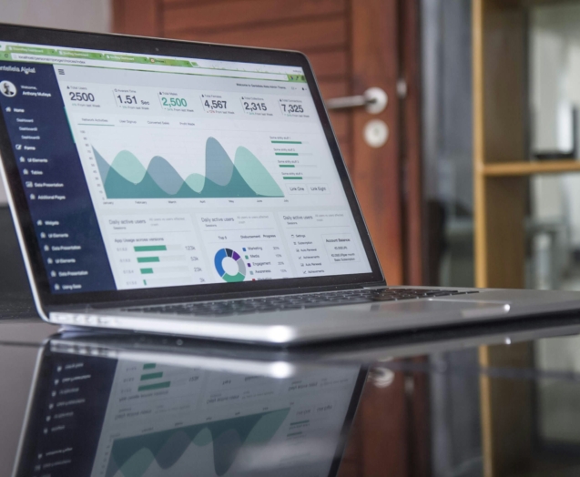 carlos-muza-hpjSkU2UYSU-unsplash